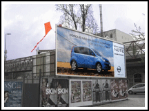 nissan_kite_billboard-small.gif